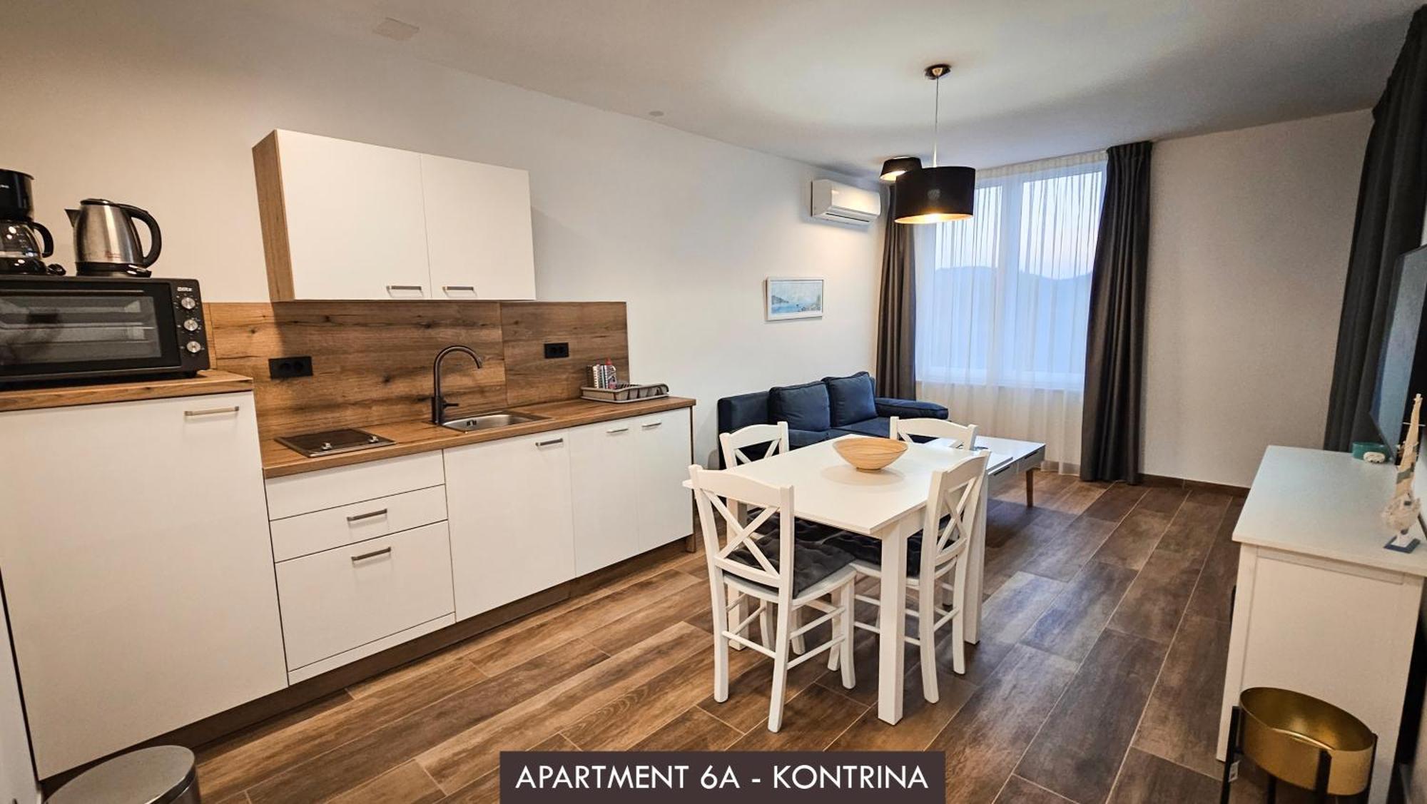 Casa Mili Apartment Jezera